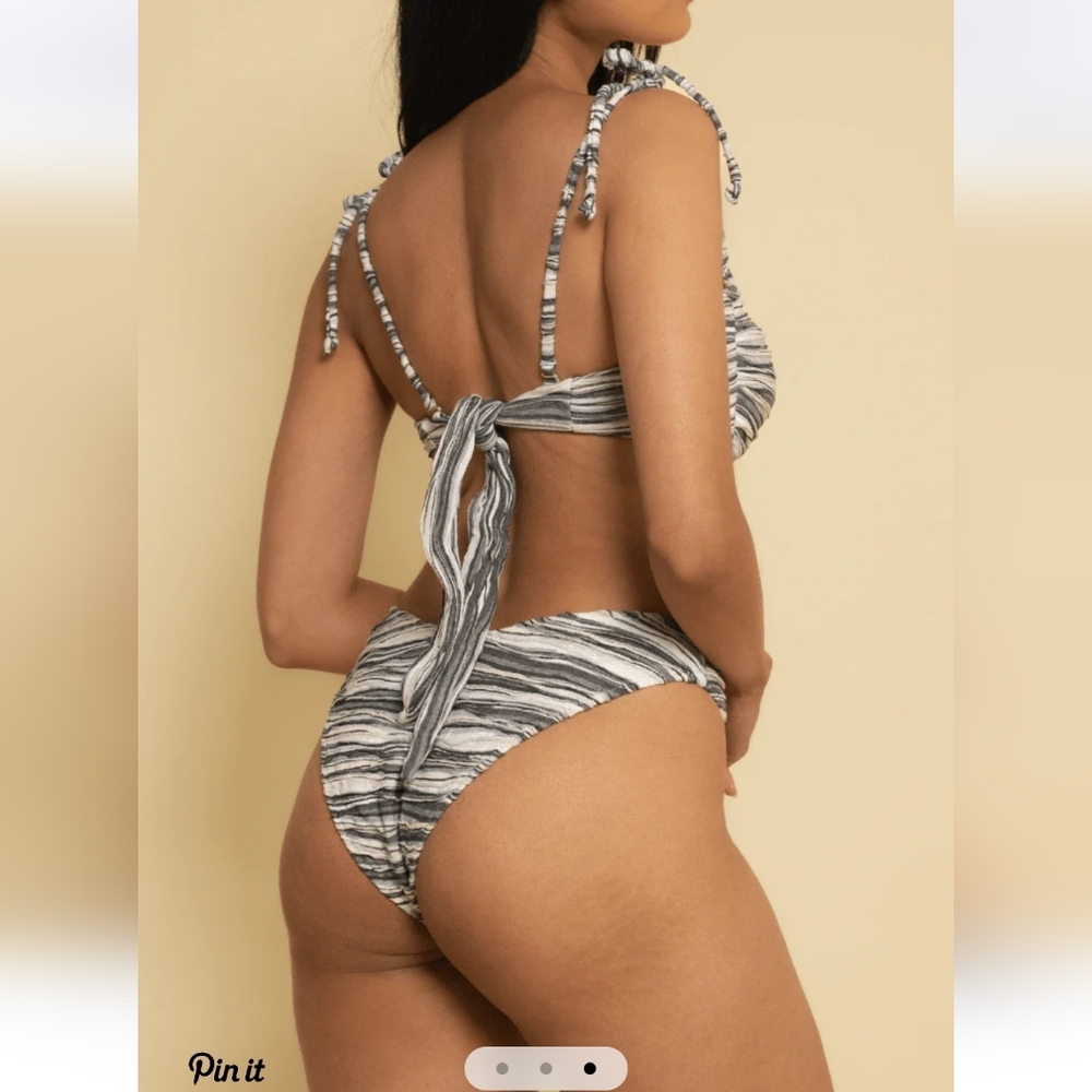Montce Bikini Set - Picture 3 of 8